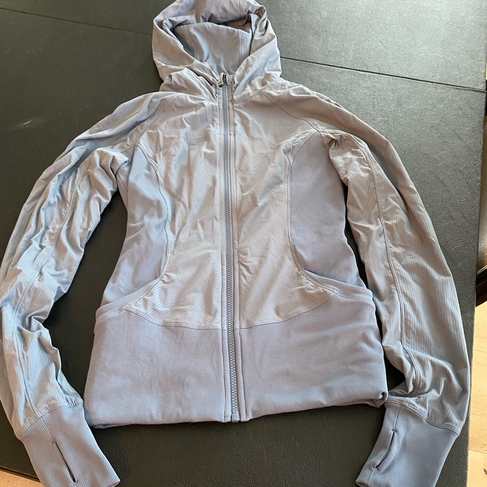 Lululemon blue/grey reversible jacket.  Size 6.  Great condition.